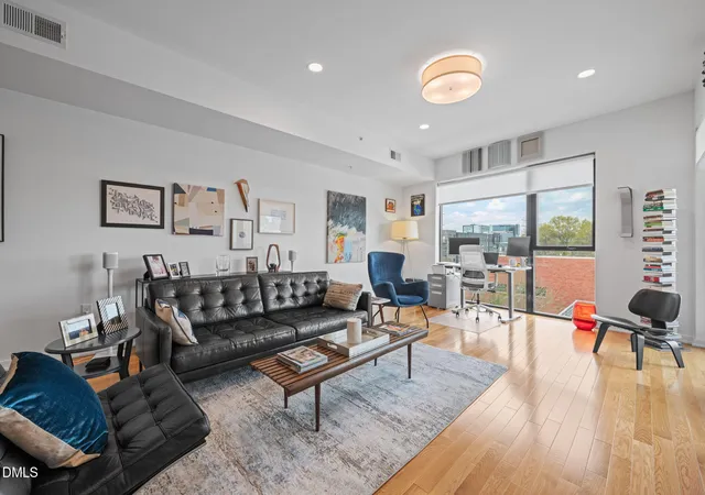 1st image of 523 S West St #304, Raleigh, NC 27601 | MLS# 10187217