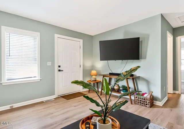 5th image of 418 N Allen Rd, Wake Forest, NC 27587 | MLS# 10187184