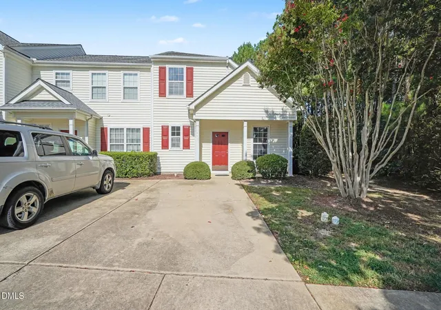 1st image of 445 Commons Dr, Holly Springs, NC 27540 | MLS# 10187456