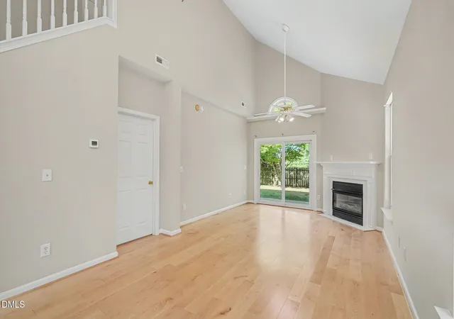 5th image of 445 Commons Dr, Holly Springs, NC 27540 | MLS# 10187456