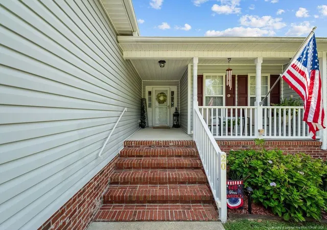 3rd image of 20 Rolling Stone Ct, Sanford, NC 27332 | MLS# 767756