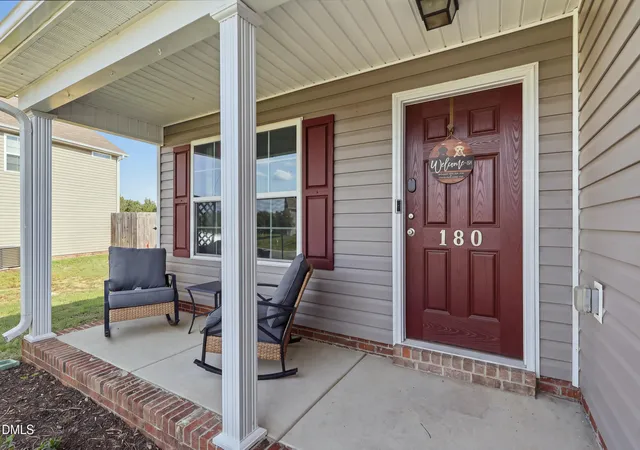 Photo 3 of Single family home for sale at 180 Brassfield Dr, Burlington, NC 27217 | MLS# 10187092 | Listing updated on 2026-08-25