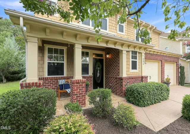 Photo 2 of Sale Pending at 554 Front Ridge Dr, Cary, NC 27519 | MLS# 10189299 | Listing updated on 2026-09-19