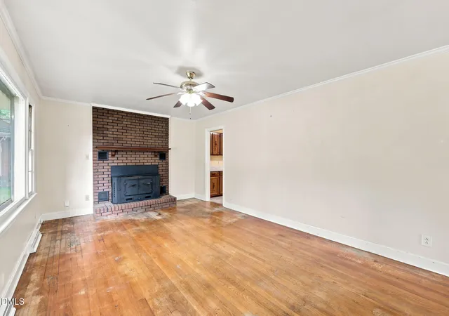 3rd image of 512 Hale Ct, Burlington, NC 27217 | MLS# 10187863