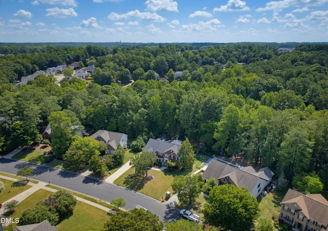 Photo 3 of Single family home for sale at 3528 Kemble Ridge Dr, Wake Forest, NC 27587 | MLS# 10188872 | Listing updated on 2026-09-21