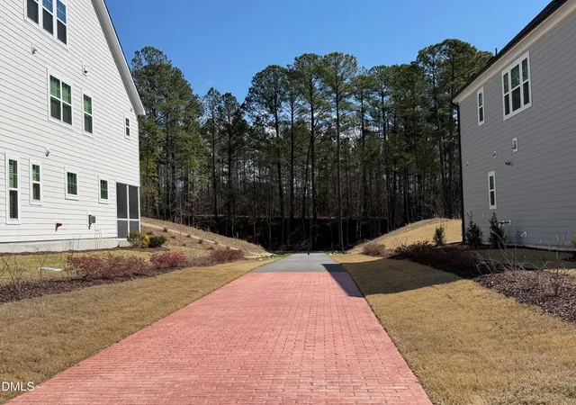 21st image of 10043 Secluded Gdn Dr, Apex, NC 27523 | MLS# 10187036