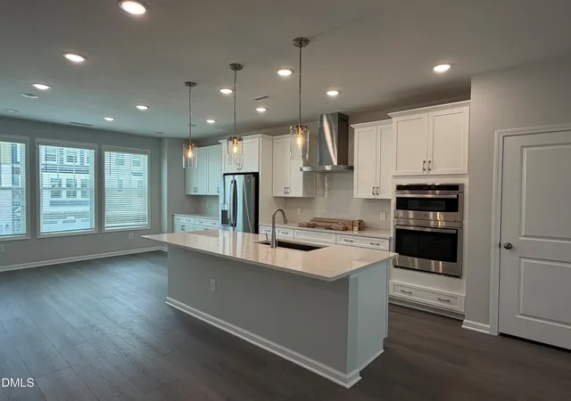 2nd image of 10043 Secluded Gdn Dr, Apex, NC 27523 | MLS# 10187036