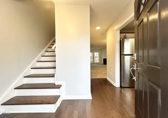 2nd image of 5620 Bridgetowne Wy, Raleigh, NC 27609 | MLS# 10187051