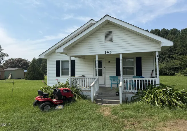 Photo 1 of Single family home for sale at 143 Live Oak Church, Selma, NC 27576 | MLS# 10187200 | Listing updated on 2026-08-19