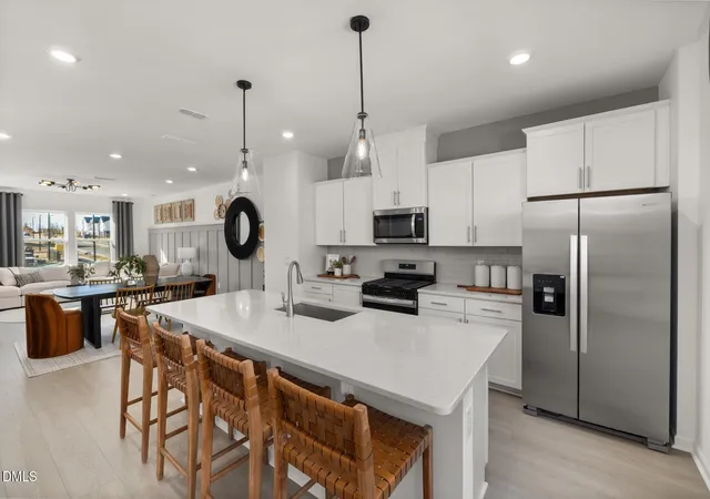 3rd image of 924 Fearless Rd, Durham, NC 27703 | MLS# 10187084