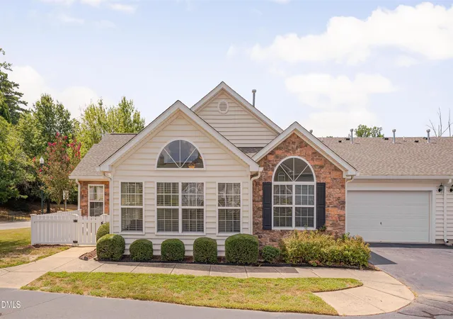 4th image of 1169 Blue Bird Ln, Wake Forest, NC 27587 | MLS# 10187884