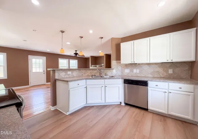 Photo 2 of Single family home for sale at 101 Langston Ridge Dr, Angier, NC 27501 | MLS# 10187085 | Listing updated on 2026-08-19