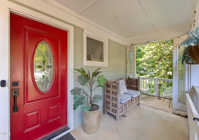 2nd image of 812 S Bloodworth St, Raleigh, NC 27601 | MLS# 10187124