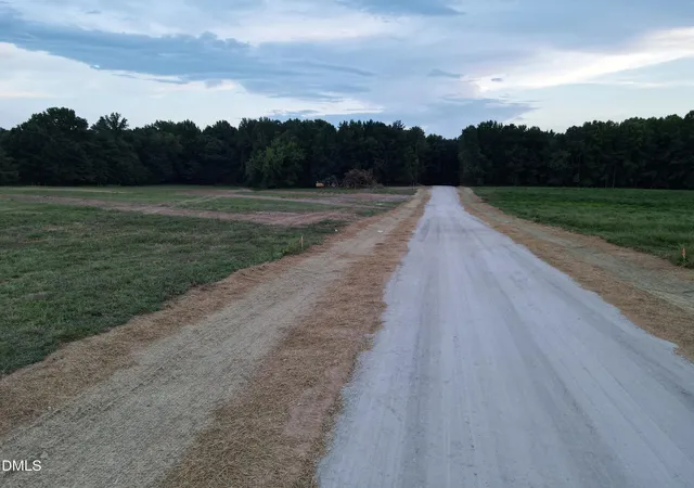 4th image of 2 Quiet Time Ln, Zebulon, NC 27597 | MLS# 10187104