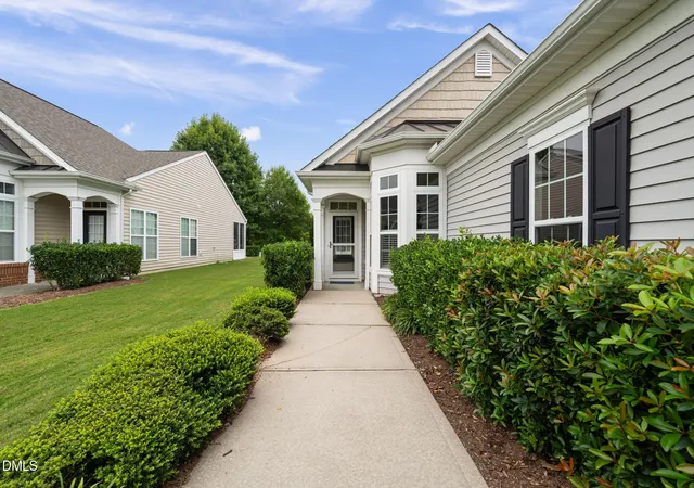 1st image of 801 Burnaby Ct, Cary, NC 27519 | MLS# 10188132