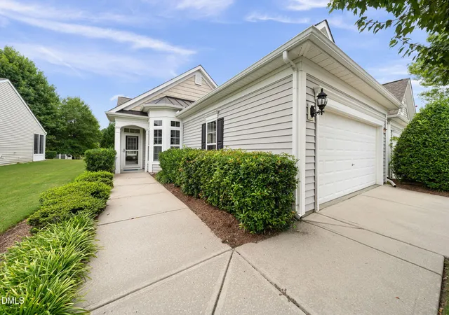 2nd image of 801 Burnaby Ct, Cary, NC 27519 | MLS# 10188132