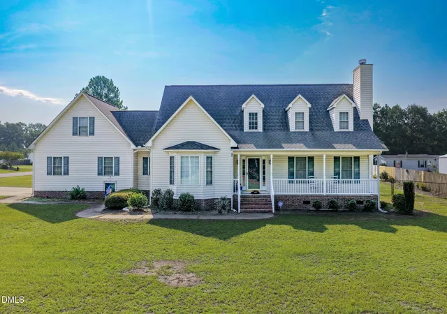 1st image of 24 Courtney Ln, Dunn, NC 28334 | MLS# 10187472