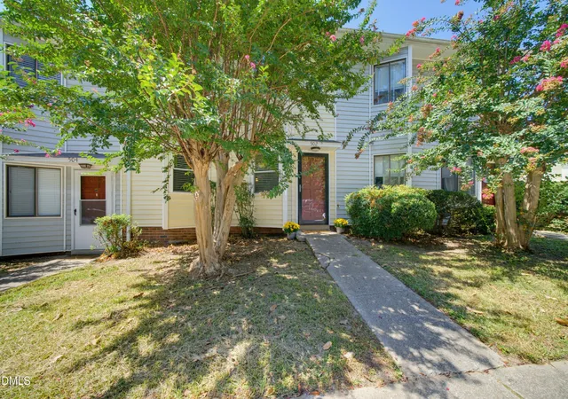 3rd image of 502 Garner Townes Ln, Garner, NC 27529 | MLS# 10187174