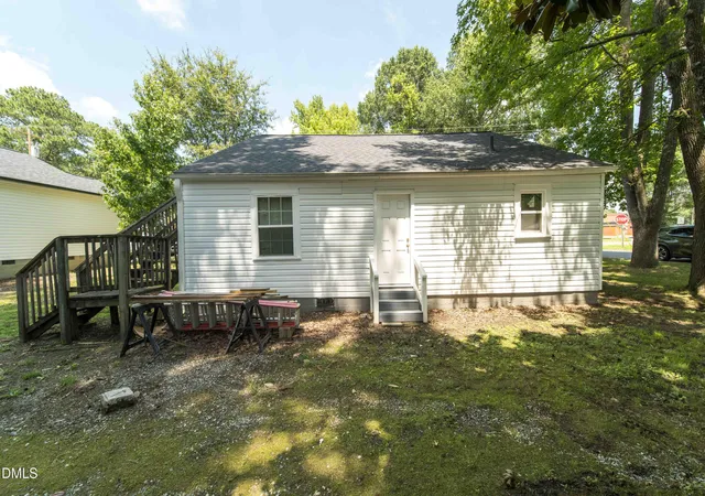 4th image of 311 E Mcaden St, Graham, NC 27253 | MLS# 10187725