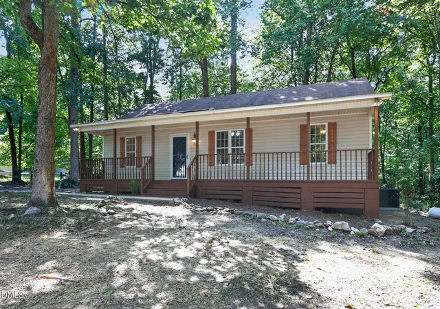 1st image of 108 Clark Ct, Youngsville, NC 27596 | MLS# 10187153