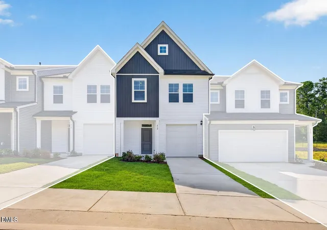 Photo 2 of Townhouse for sale at 422 Barrington Key Dr, Zebulon, NC 27597 | MLS# 10187145 | Listing updated on 2026-09-04