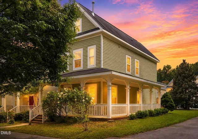Photo 2 of Single family home for sale at 319 Danbury Ct, Pittsboro, NC 27312 | MLS# 10187148 | Listing updated on 2026-10-05