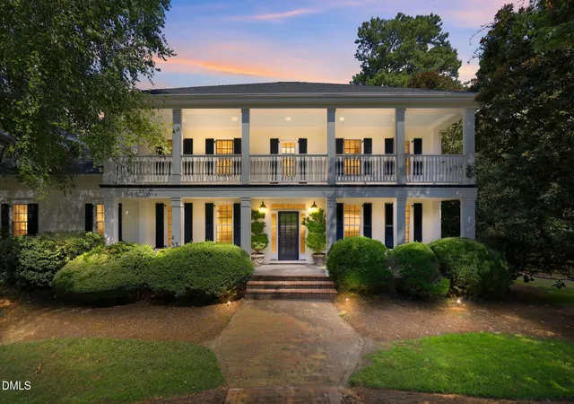 2nd image of 8125 Rosiere Dr, Apex, NC 27539 | MLS# 10187437