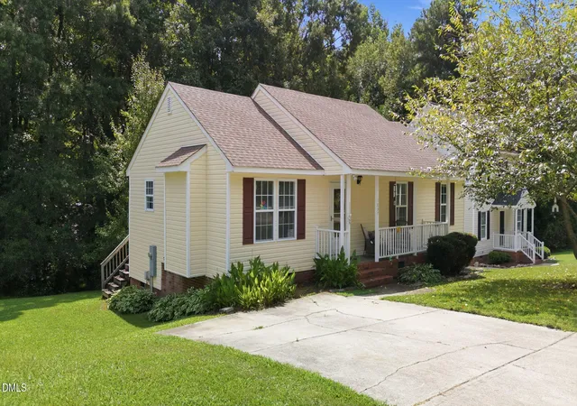 Photo 1 of Single family home for sale at 1037 Laurel Leaf Rd, Zebulon, NC 27597 | MLS# 10189329 | Listing updated on 2026-09-03