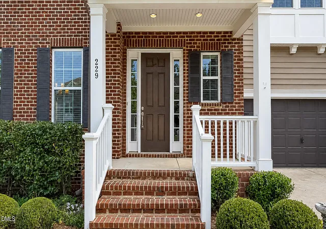 3rd image of 229 Aurora Rd, Hillsborough, NC 27278 | MLS# 10187281