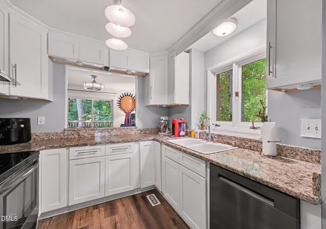 Photo 2 of Townhouse for sale at 6 Beech Trl, Durham, NC 27705 | MLS# 10187799 | Listing updated on 2026-10-06