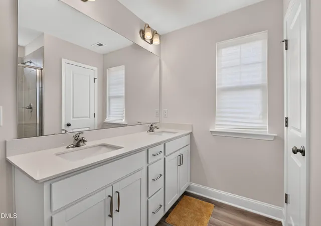 Photo 3 of Single family home for sale at 844 Golden Plum Ln, Zebulon, NC 27597 | MLS# 10187561 | Listing updated on 2026-08-23