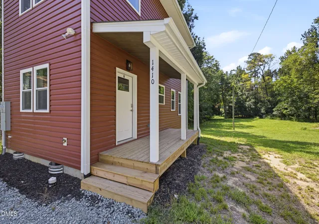4th image of 1410 B Maplewood Dr, Durham, NC 27704 | MLS# 10187257