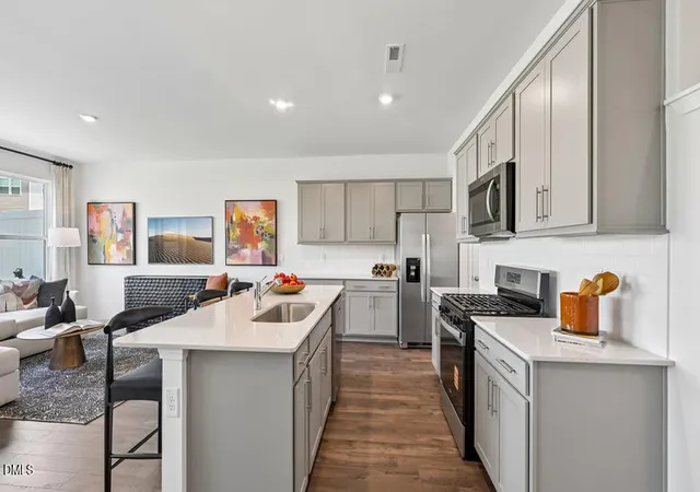 5th image of 7429 Bourbon Briar Dr, Raleigh, NC 27604 | MLS# 10187209
