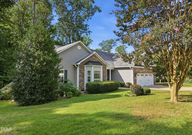 Photo 3 of Single family home for sale at 1005 Shannon Ct, Raleigh, NC 27603 | MLS# 10187667 | Listing updated on 2026-10-02