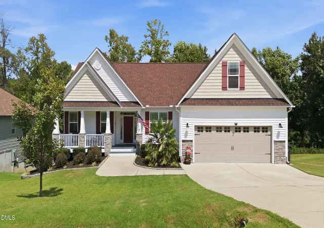 Photo 1 of Single family home for sale at 132 Pleasant View Ln, Benson, NC 27504 | MLS# 10187970 | Listing updated on 2026-09-21