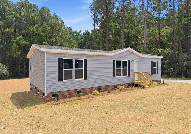 Photo 3 of Manufactured home for sale at 9757 Fire Tower Farm Rd, Whitakers, NC 27891 | MLS# 10188028 | Listing updated on 2026-08-26