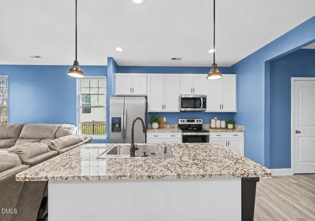 3rd image of 2586 Lacy Holt Rd, Graham, NC 27253 | MLS# 10187313