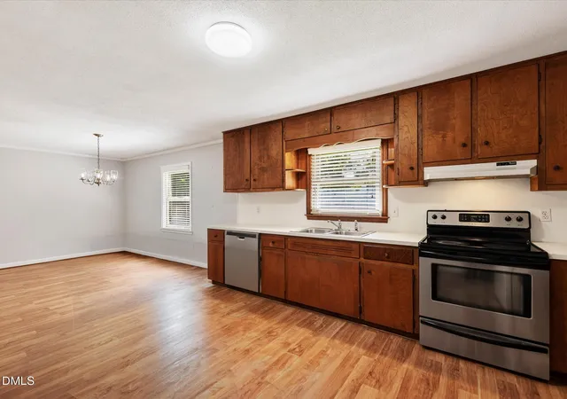 image of 609 Page St, Clayton, NC 27520 | MLS# 10187440