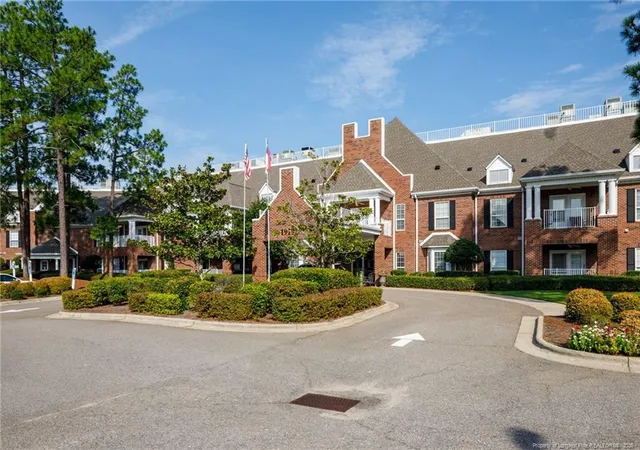 3rd image of 1919 Fordham Dr #312, Fayetteville, NC 28304 | MLS# 767943
