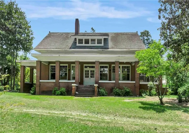 Photo 1 of Single family home for sale at 2740 Nc Hwy 71, Maxton, NC 28364 | MLS# 767978 | Listing updated on 2026-08-19