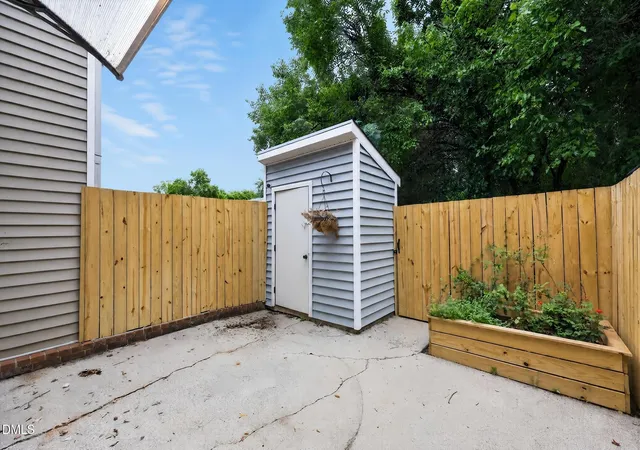 18th image of 5849 Shady Grove Cir, Raleigh, NC 27609 | MLS# 10188038