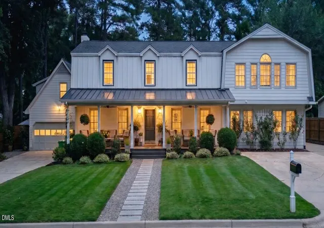 Photo 3 of Single family home for sale at 305 Windel Dr, Raleigh, NC 27609 | MLS# 10188840 | Listing updated on 2026-08-28