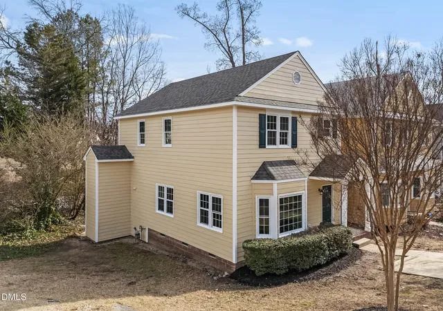 Photo 3 of Single family home for sale at 4650 Vendue Range Dr, Raleigh, NC 27604 | MLS# 10187277 | Listing updated on 2026-09-04