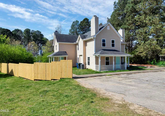 2nd image of 4304 Presley Ct, Raleigh, NC 27604 | MLS# 10187813