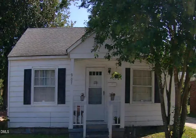 Photo 1 of Single family home for sale at 907 Belmont Ave Sw, Wilson, NC 27893 | MLS# 10187302 | Listing updated on 2026-08-19