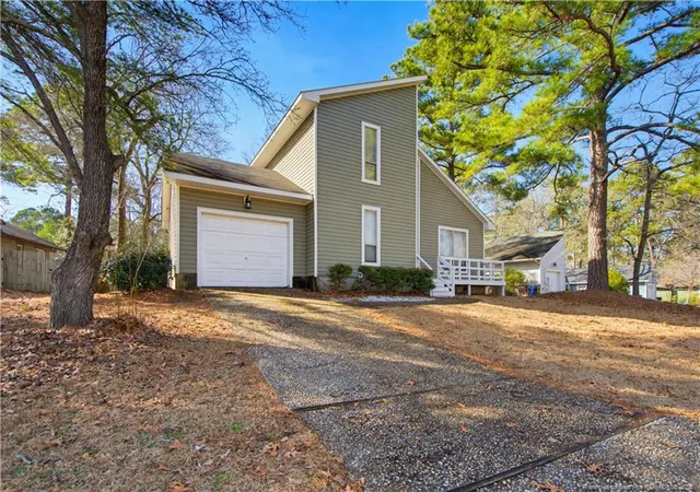 3rd image of 4417 Briton Cir, Fayetteville, NC 28314 | MLS# 767145