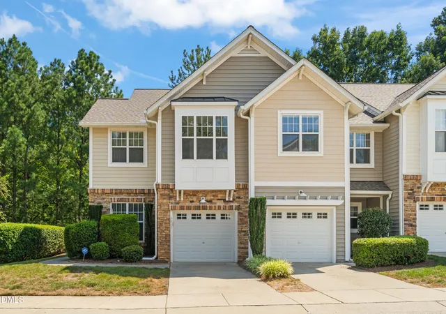 2nd image of 4961 Lady Of The Lake Dr, Raleigh, NC 27612 | MLS# 10187543