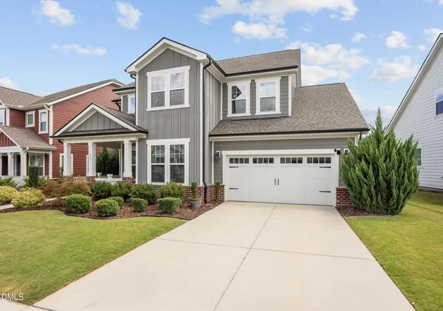3rd image of 229 Sweetbriar Rose Ct, Holly Springs, NC 27540 | MLS# 10187581