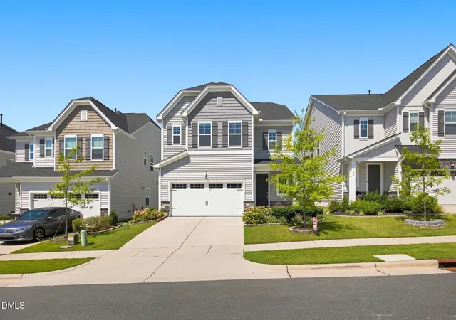 3rd image of 124 Baymouth Ln, Raleigh, NC 27610 | MLS# 10187895