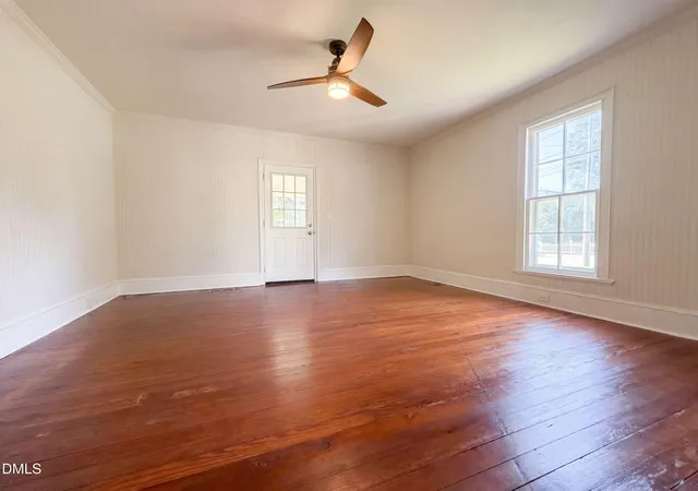 Photo 3 of Sale Pending at 216 E Horne St, Clayton, NC 27520 | MLS# 10187329 | Listing updated on 2026-09-05